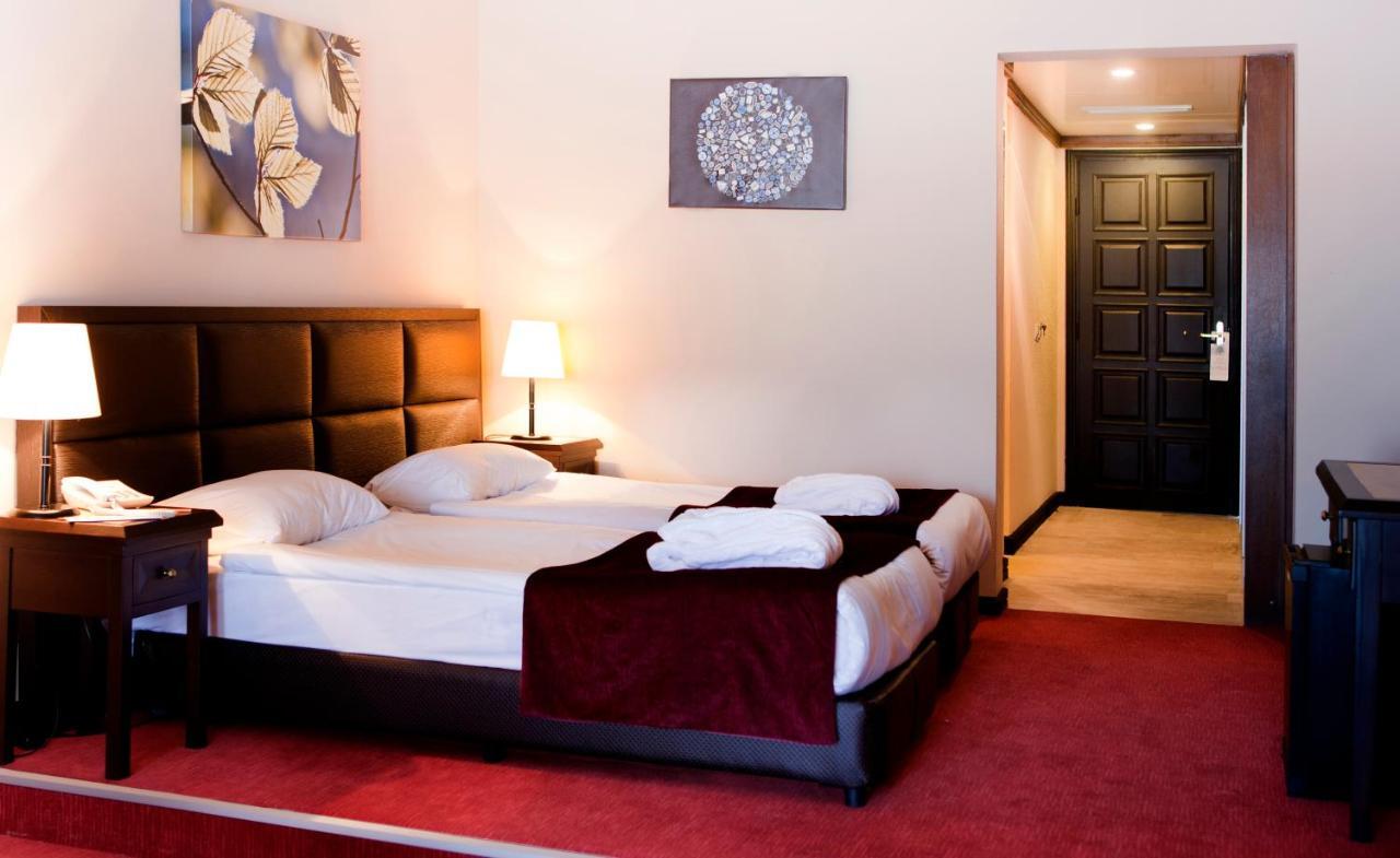 Istanbul Airport Durusu Club Hotel Arnavutkoy Exterior photo